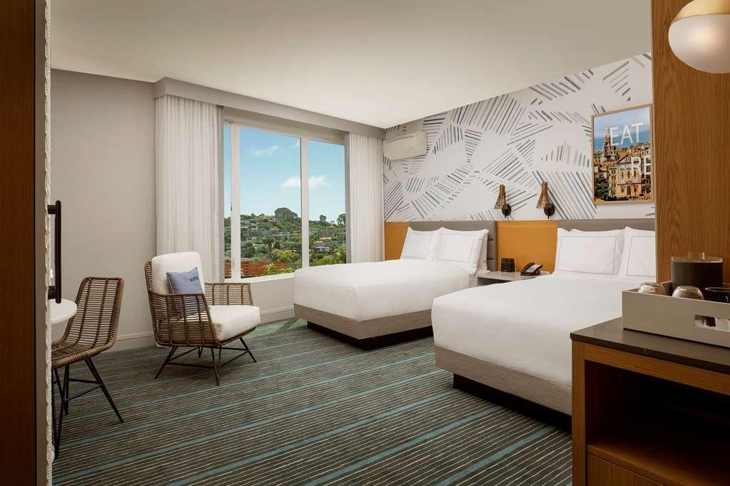 The Monsaraz San Diego, Tapestry Collection By Hilton Room photo