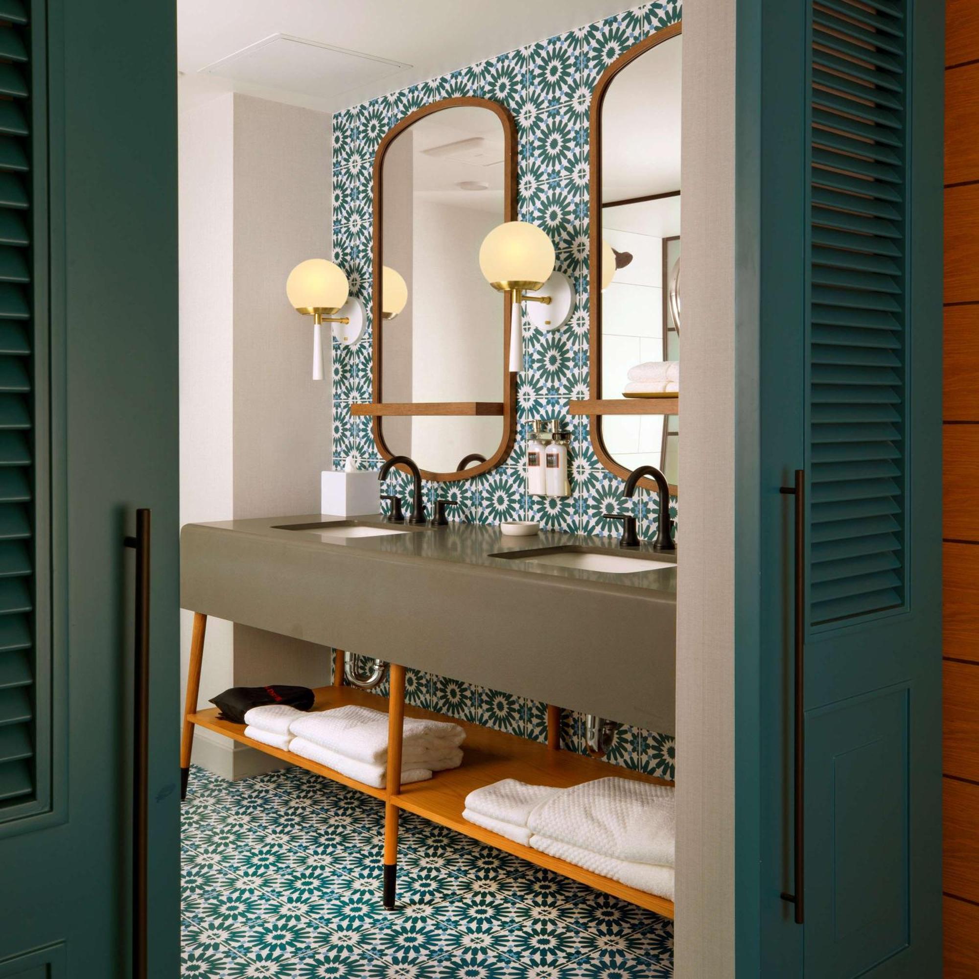 The Monsaraz San Diego, Tapestry Collection By Hilton Exterior photo